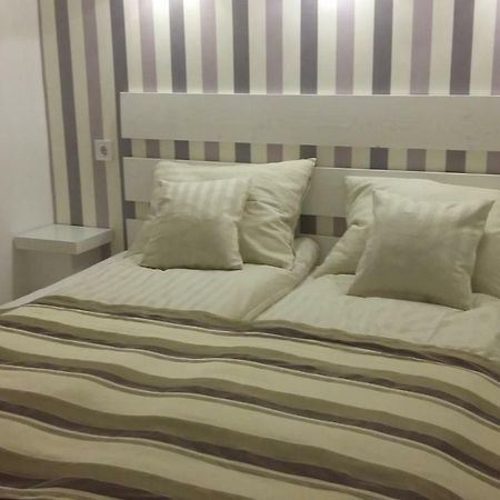 Kossuth Apartmanok Debreczyn Zewnętrze zdjęcie