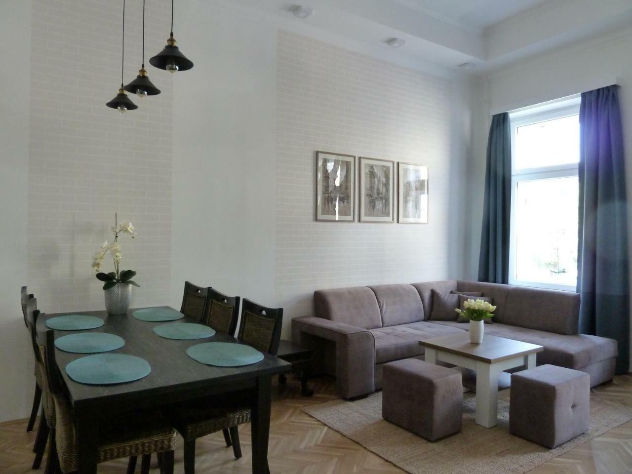 Kossuth Apartmanok Debreczyn Zewnętrze zdjęcie