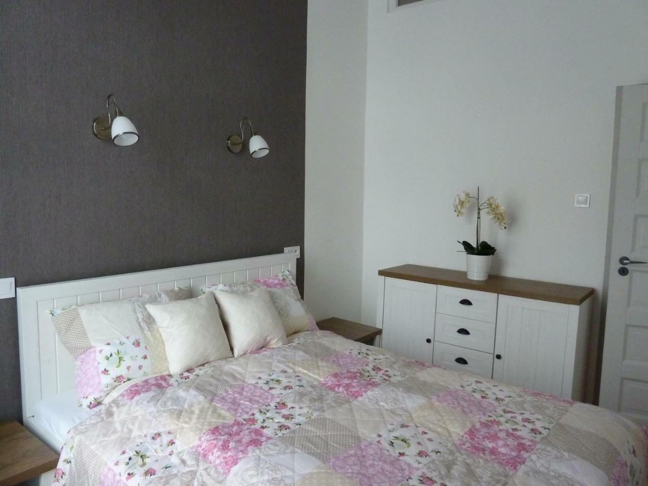 Kossuth Apartmanok Debreczyn Zewnętrze zdjęcie